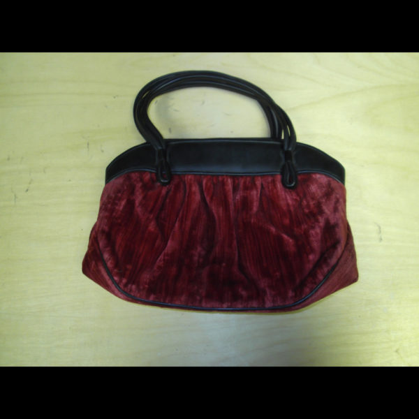 Red Purse Wm Prs shrt strp 7101