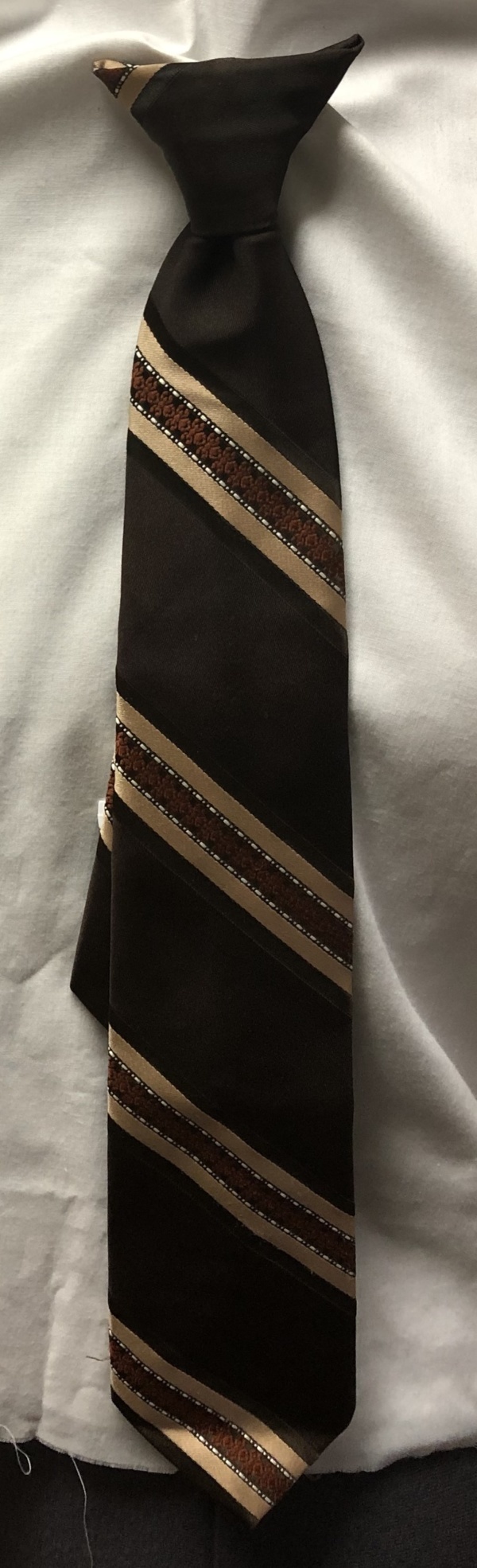 Brown and tan Clip-on Tie-CL TI 6002- Medium Narrow