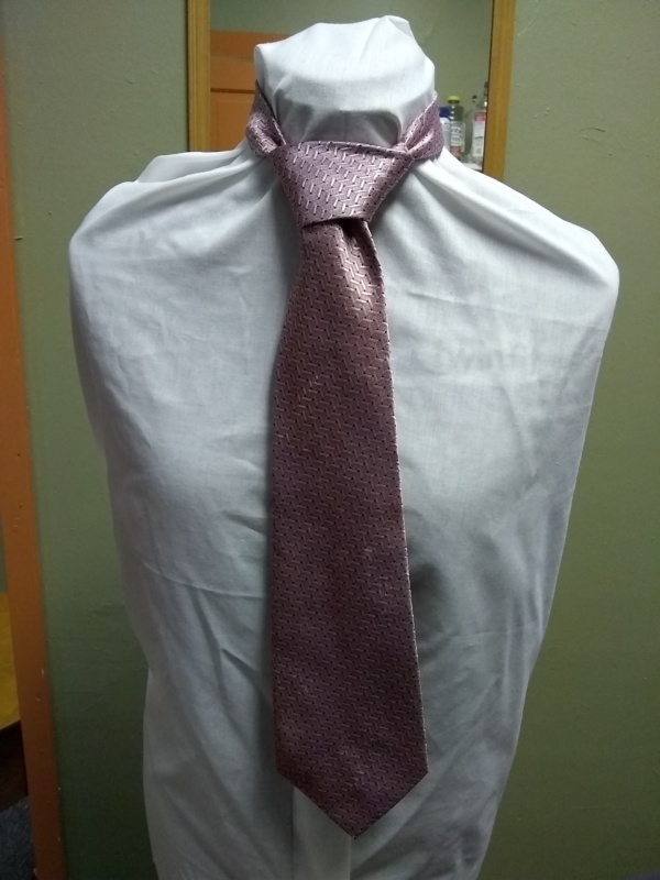 Pink Necktie-TI 7279- Chevron and dots