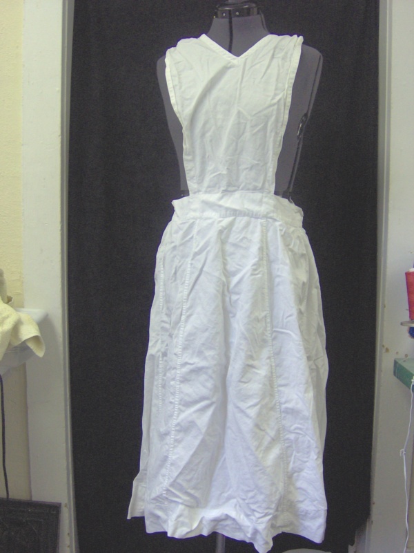 White Apron-Wm Fl Ap 8400-Length 47