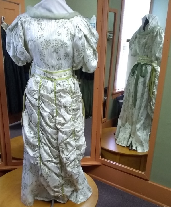 Green ivory Period Dress-Wm Pd Dr 8327-Bust 36