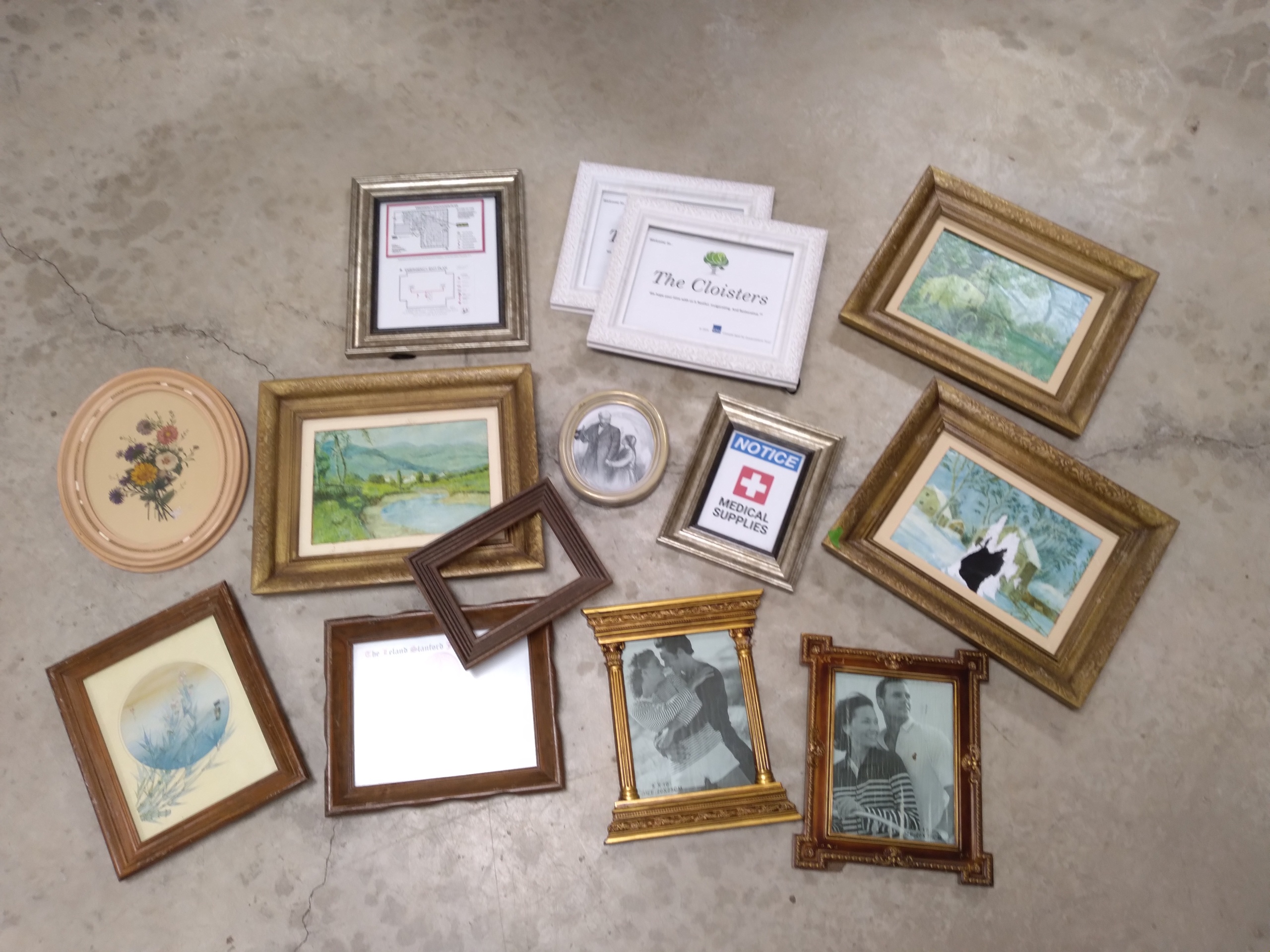 Small Wall Frames 